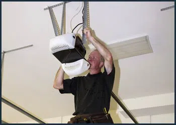 Garage Doors Store Repairs Redondo Beach, CA 310-507-8704 - cont-gdr-door-opener-08m